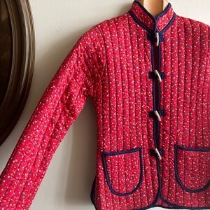 Vintage Quilted Floral Jacket – Size M Fits like a small